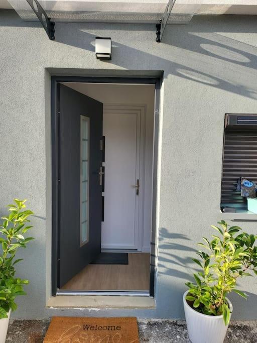 Appartement T2 Frangy Luaran gambar